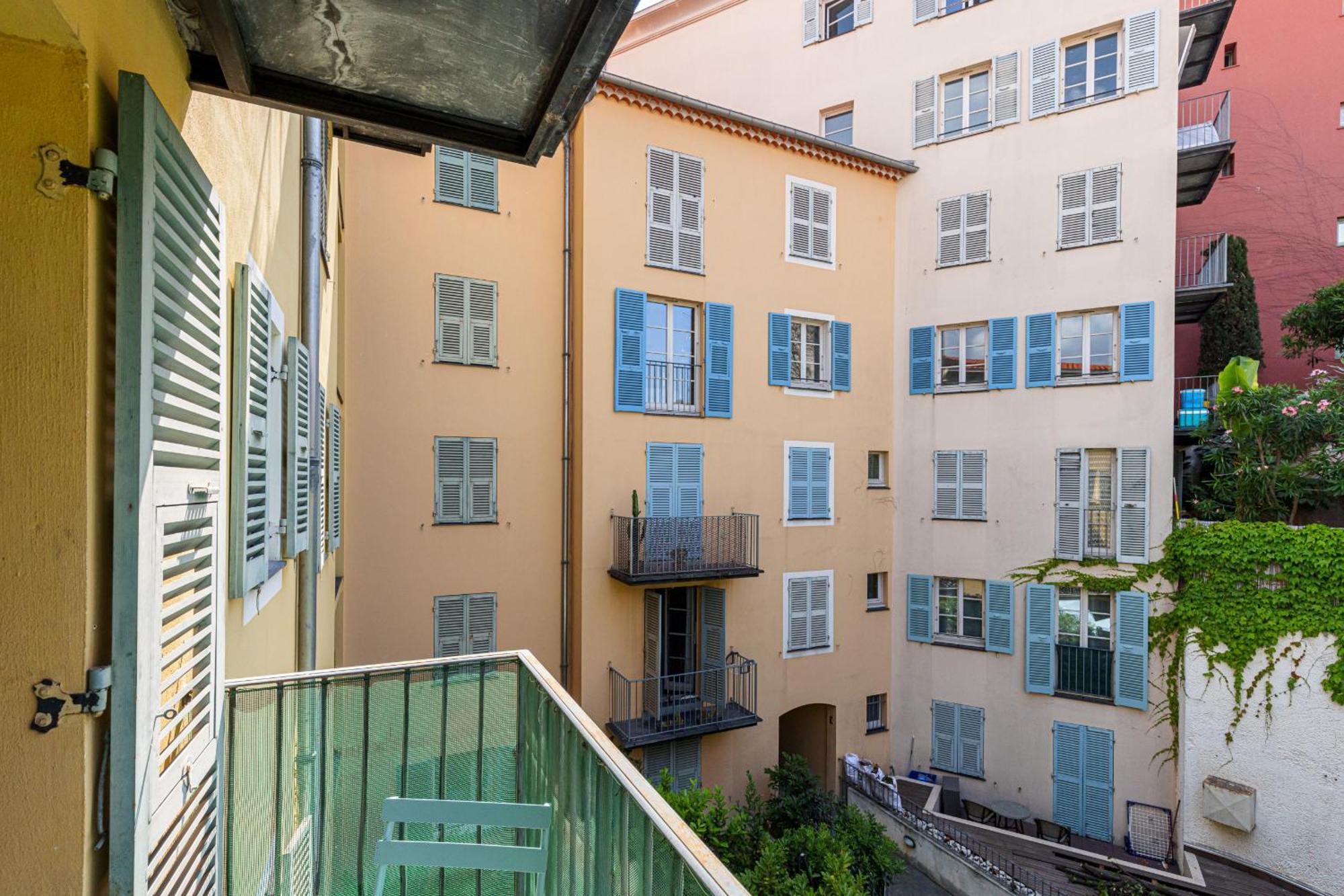 2 Bdrs & Parking In The Old Town ! Apartment Nice Bagian luar foto