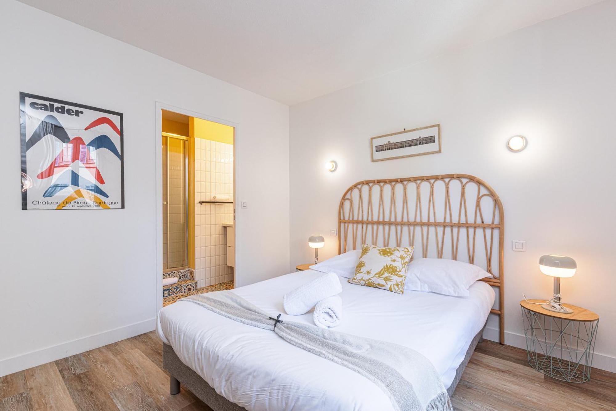 2 Bdrs & Parking In The Old Town ! Apartment Nice Bagian luar foto